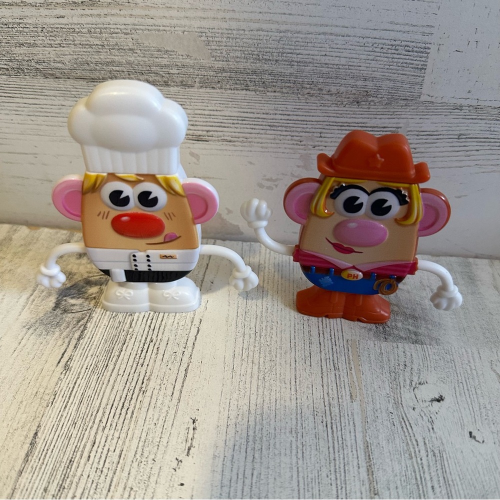 Wendy's Kid Meal Toy Mashed Potato Heads - Cowtater and Chef Spud